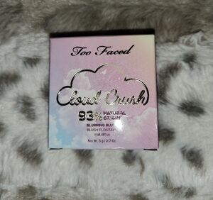 Too Faced Cloud Crush Blurring Blush - Soft Pink
